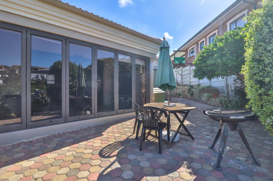 3 Bedroom Property for Sale in Island View Western Cape
